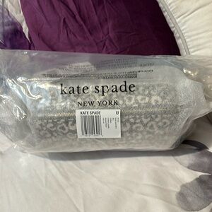 Brand New, never used Kate Spade makeup bag